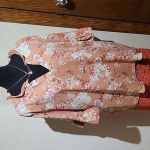 Madison Hudson Floral Top Size 3x